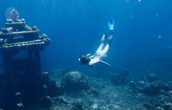 Freediving in Bali