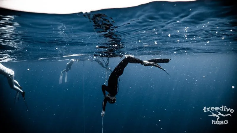Confident dive