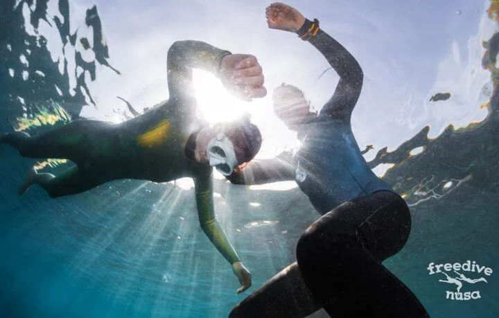 Static training in the pool