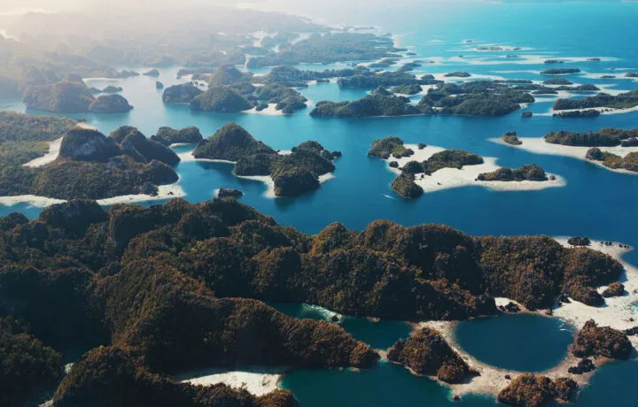 freedive trip to raja ampat