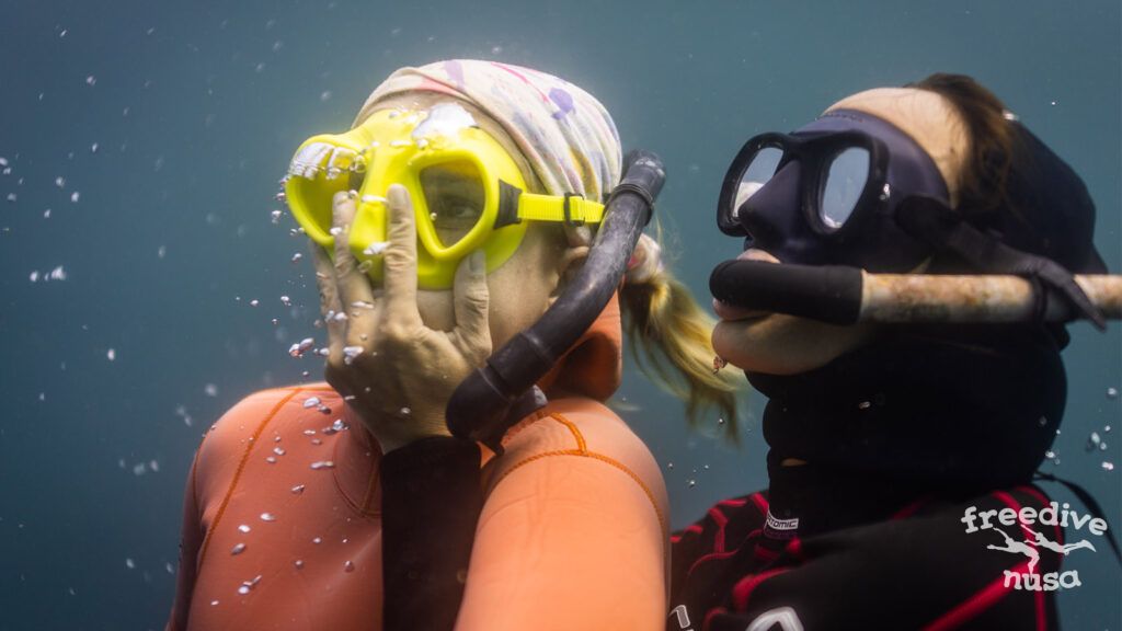 Freediving with a buddy