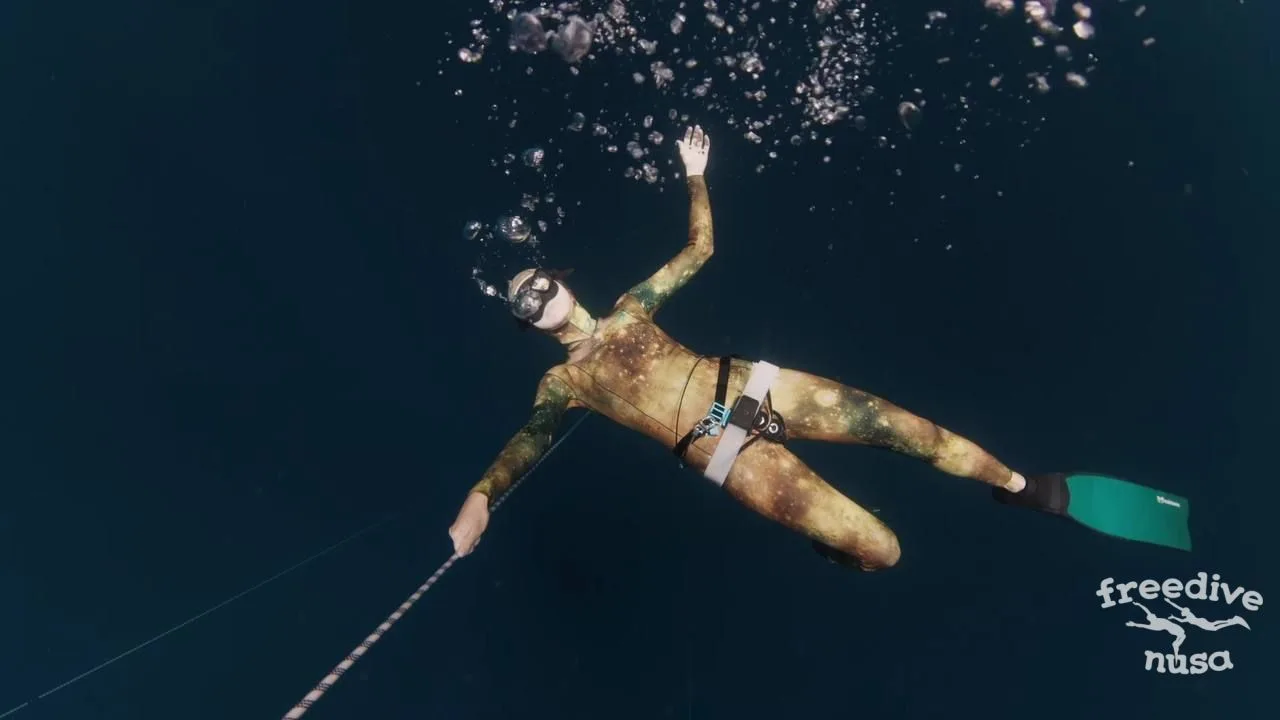 scuba diving equipment, scuba diving swimsuit, freediving, diving
